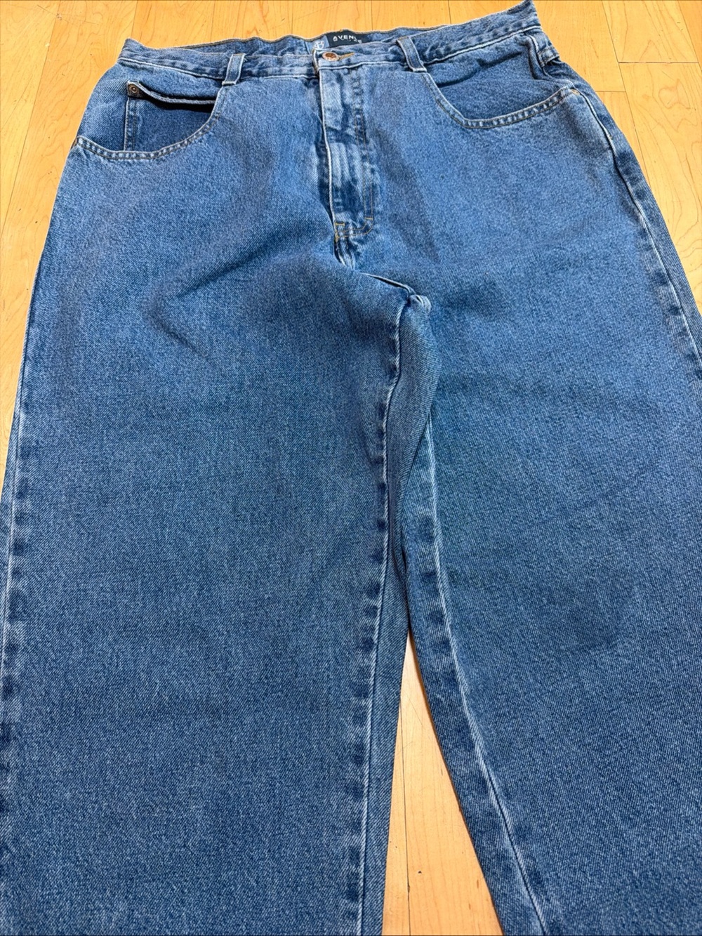 Men's Classic Blue Denim Jeans - Comfortable Straight Fit